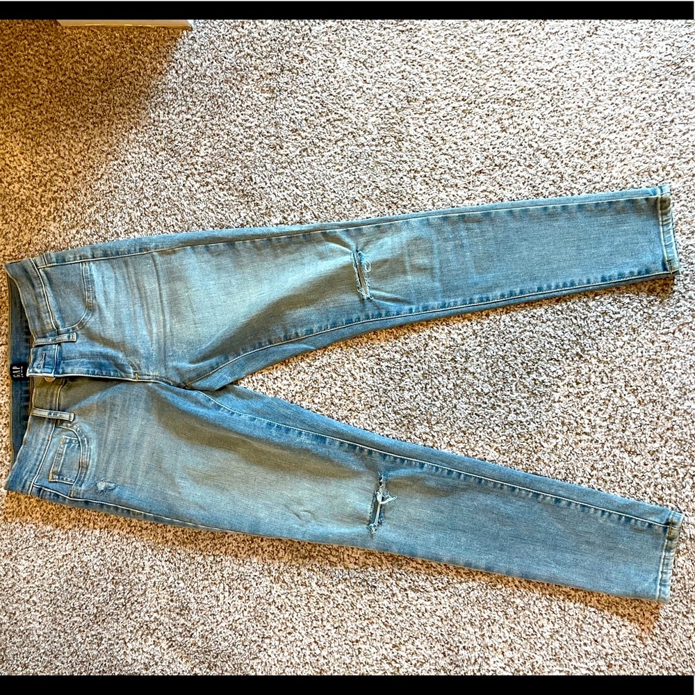 Gap favorite jeggins size 27